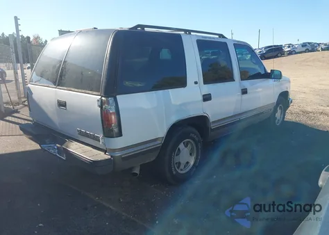 1999 Chevrolet Tahoe Ls из США, поврежденный, VIN 1GNEC13R1XJ556536